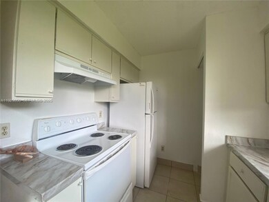 1135 N Franklin Ave unit 1135F, Homestead, FL 33034 - photo 6