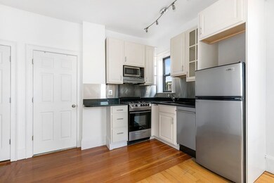 75 Burbank St unit 505, Boston, MA 02115 - photo 2