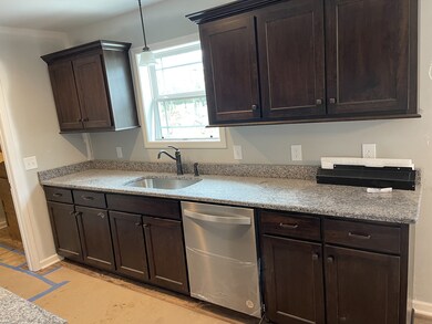 102 E Bomar Ct, Shelbyville, TN 37160 - photo 5