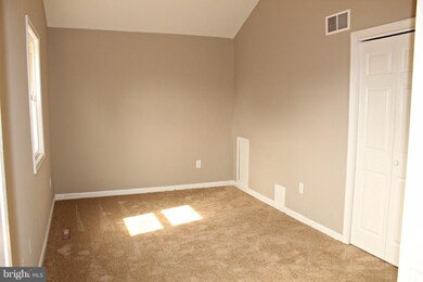 628 Tritapoe Dr, Knoxville, MD 21758 - photo 7