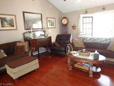 1078 Old Forest Ct, Asheboro, NC 27205 - photo 5