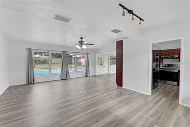 445 17th St NE, Winter Haven, FL 33881 - photo 3