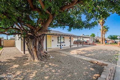 8526 N 29th Ave, Phoenix, AZ 85051 - photo 2