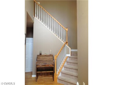 8930 Hollow Oak Dr, Midlothian, VA 23112 - photo 3