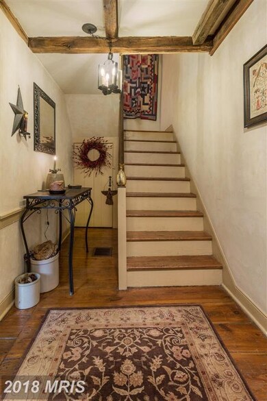 33 Oregon St, Mercersburg, PA 17236 - photo 4