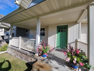 Beautiful porch area!