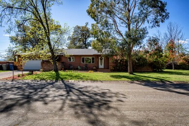 1836 Shady Ln, Redding, CA 96002 - photo 2