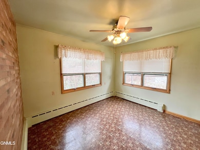 602 Collins Ave, Mandan, ND 58554 - photo 7