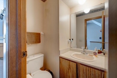 10_7878_Meadowhaven_Blvd8_mls