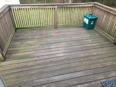 129 Uncatena Ave unit L, Worcester, MA 01606 - photo 4