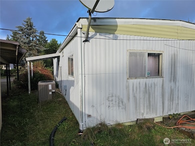 1700 E Shelton Springs Unit #61 Rd, Shelton, WA 98584 - photo 4