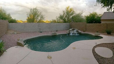 pics_pool