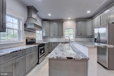 421 N Main St, Hightstown, NJ 08520 - photo 4