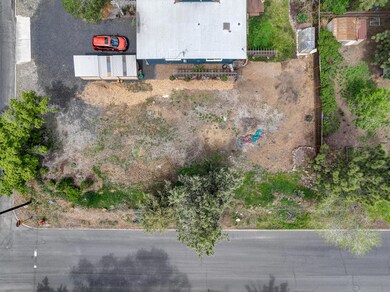 10th & Franklin Lot-6