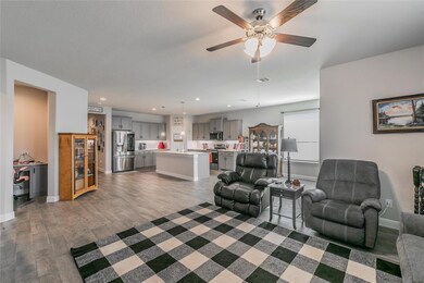 1536 Seabiscuit Dr, Granbury, TX 76049 - photo 7