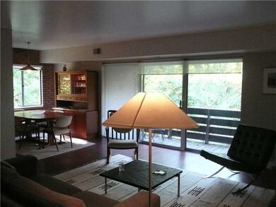 Living Room. OPEN FLOOR PLAN---GREAT FOR ENTERTAIN