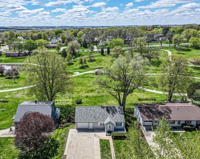 1321 Willow St, Harlan, IA 51537 - photo 5