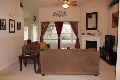 6923 E Fountain Way, Fresno, CA 93727 - photo 7