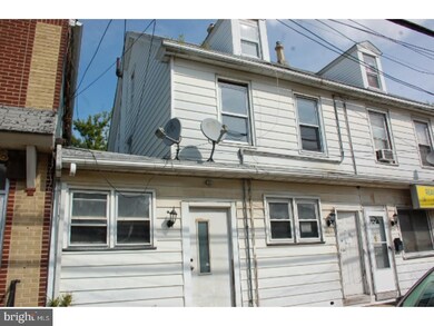407 Warren St, Beverly, NJ 08010 - photo 2