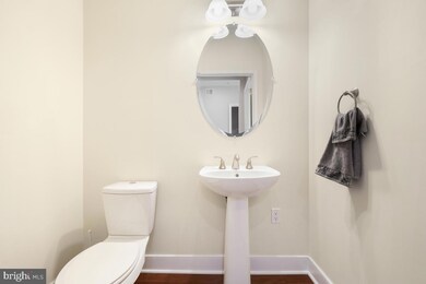 Rhodes Hill Square unit 425, Arlington, VA 22209 - photo 7