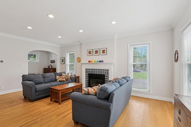 Living Room with Nook