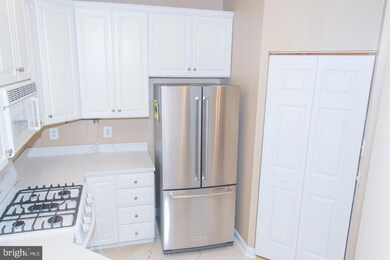 2330 14th St N unit 302, Arlington, VA 22201 - photo 4