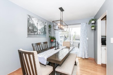 3870 Windjammer Ln, Hanover Park, IL 60133 - photo 7