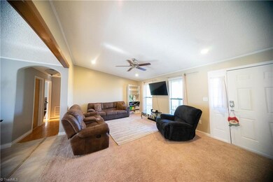 488 Barry Oak Rd, Statesville, NC 28625 - photo 7