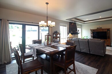 Dining/Living