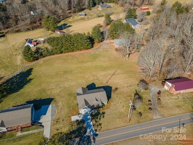 124 Martin Branch Rd, Leicester, NC 28748 - photo 5