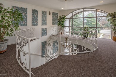 2845 Hikes Ln, 204-05