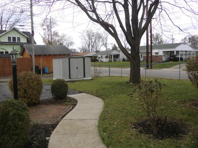 483 Erickson Ave, Columbus, OH 43213 - photo 6