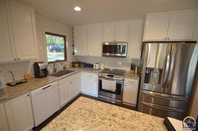 4342 SW Urish Rd, Topeka, KS 66610 - photo 6