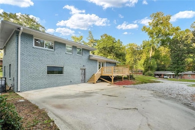 3462 Ingledale Dr SW, Atlanta, GA 30331 - photo 6