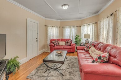 36 Cedar St, Lynn, MA 01905 - photo 4