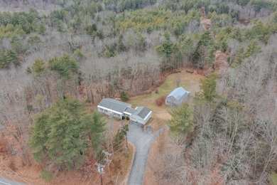 141 Raymond Rd, Deerfield, NH 03037 - photo 3