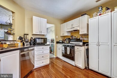 1469 Falcon Nest Ct, Arnold, MD 21012 - photo 6