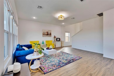 124 Canley Loop, Hutto, TX 78634 - photo 4