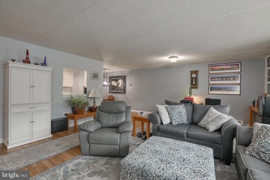 860 Lower Ferry Rd unit 2C, Ewing, NJ 08628 - photo 7