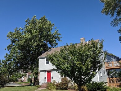 10 Hatfield Rd unit 10, Newton, MA 02465 - photo 2