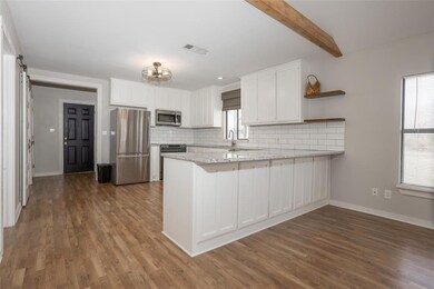 401 Thompson Ln, Lipan, TX 76462 - photo 4