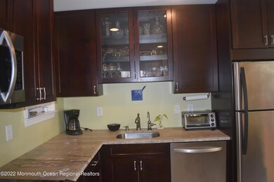 22 Danbury Ct, Red Bank, NJ 07701 - photo 4