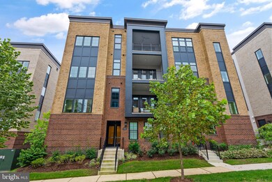 43443 Croson Ln unit 300, Ashburn, VA 20148 - photo 2