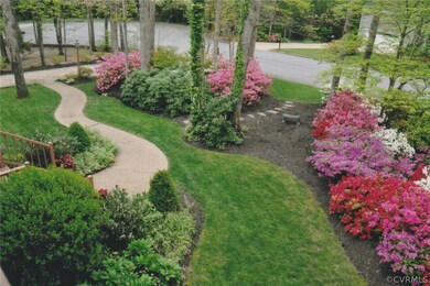 Front flowerbed in previous years