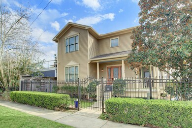 510 W 8th St, Houston, TX 77007 - photo 2