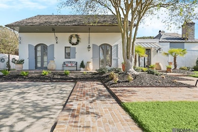 18467 E Village Way Dr, Baton Rouge, LA 70810 - photo 2