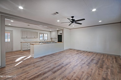 526 E Jasper St, Brandon, MS 39042 - photo 3