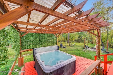 136 Oak Ln, Cresco, PA 18326 - photo 5