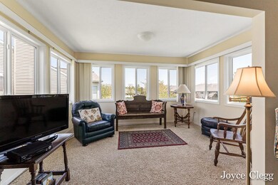 1093Fountainview18Lores