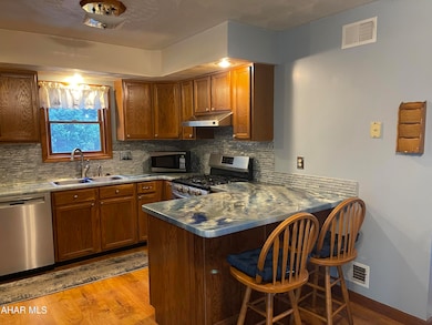 1419 N 7th Ave, Altoona, PA 16601 - photo 5